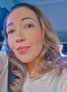 Adriana Barros Teixeira Assis